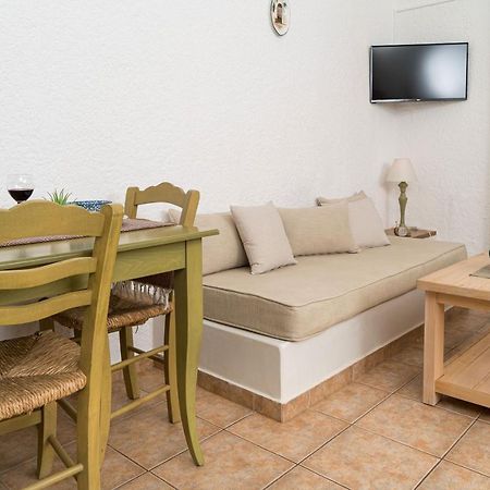 Villa Plori Makrýgialos Esterno foto