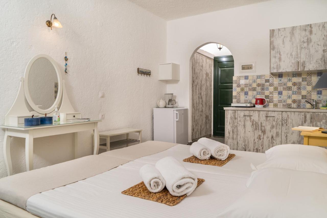 Villa Plori Makrýgialos Esterno foto