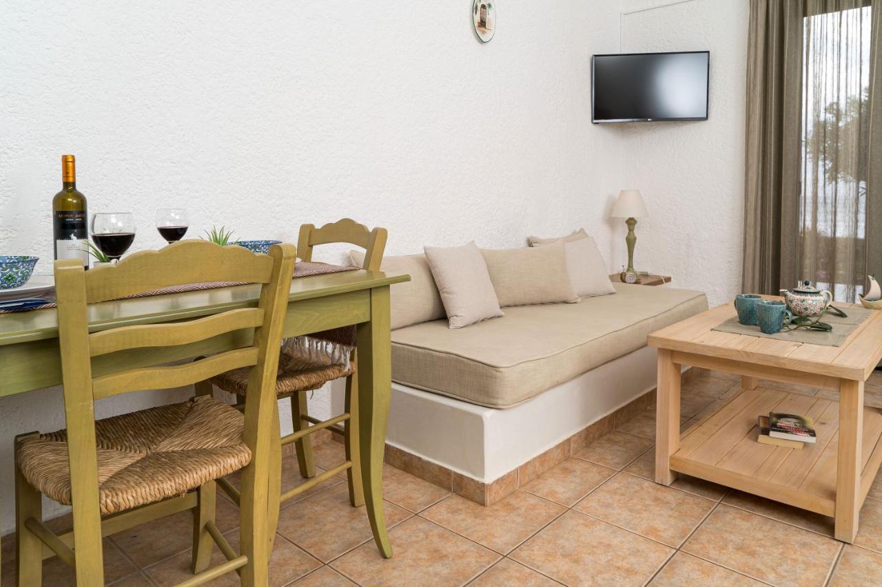 Villa Plori Makrýgialos Esterno foto